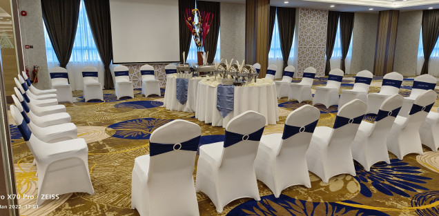 Gallery-Seating and buffet arrangements can be made based on event requirements.